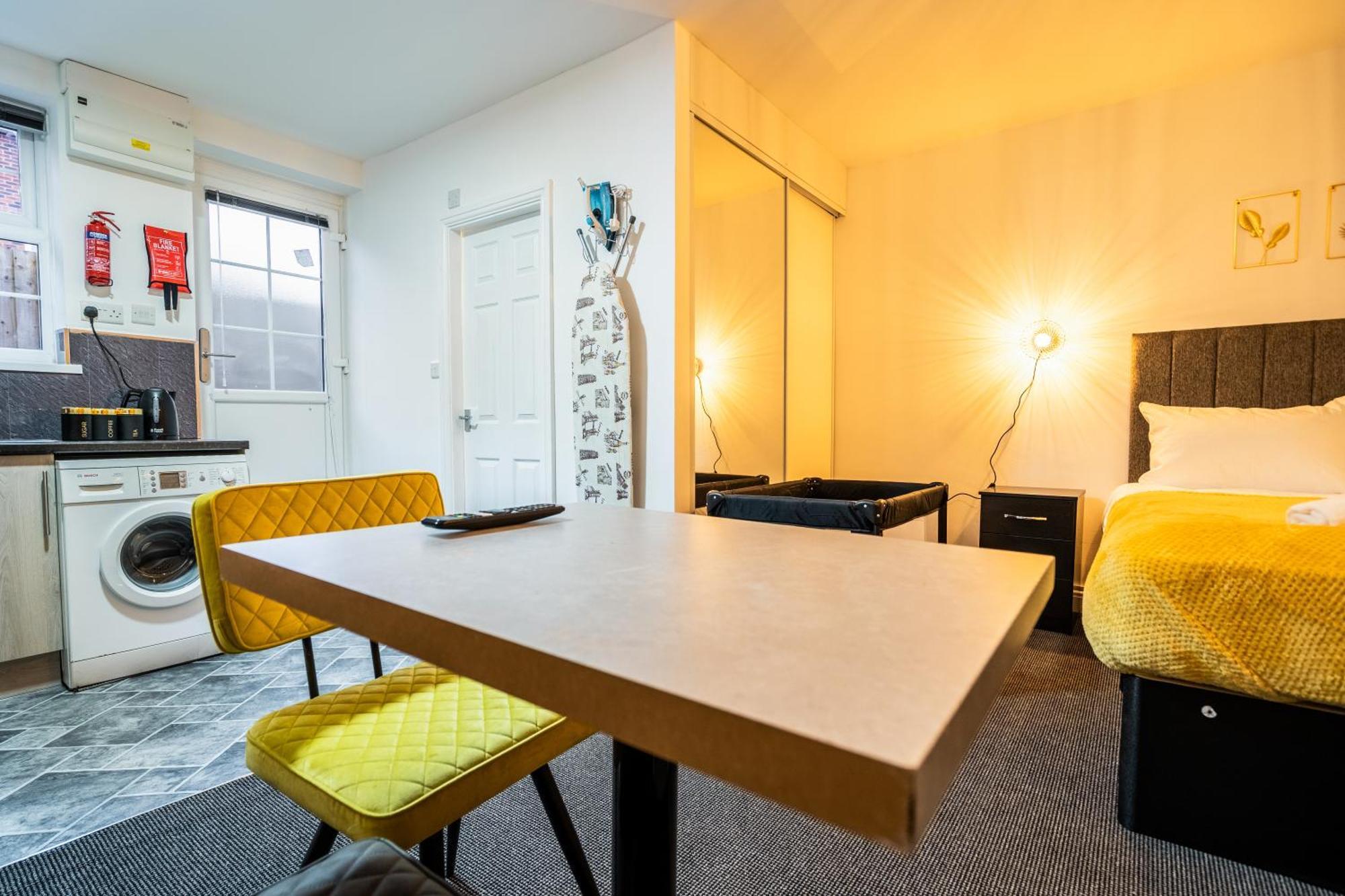 Apartament Kunda House In Tyseley Birmingham Zewnętrze zdjęcie