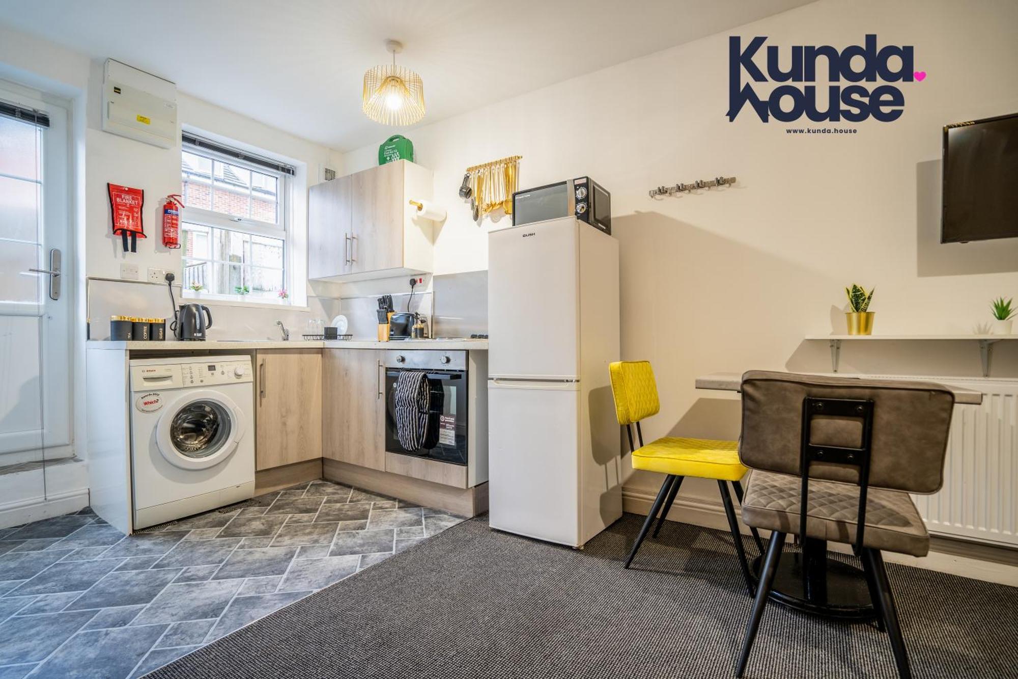 Apartament Kunda House In Tyseley Birmingham Zewnętrze zdjęcie